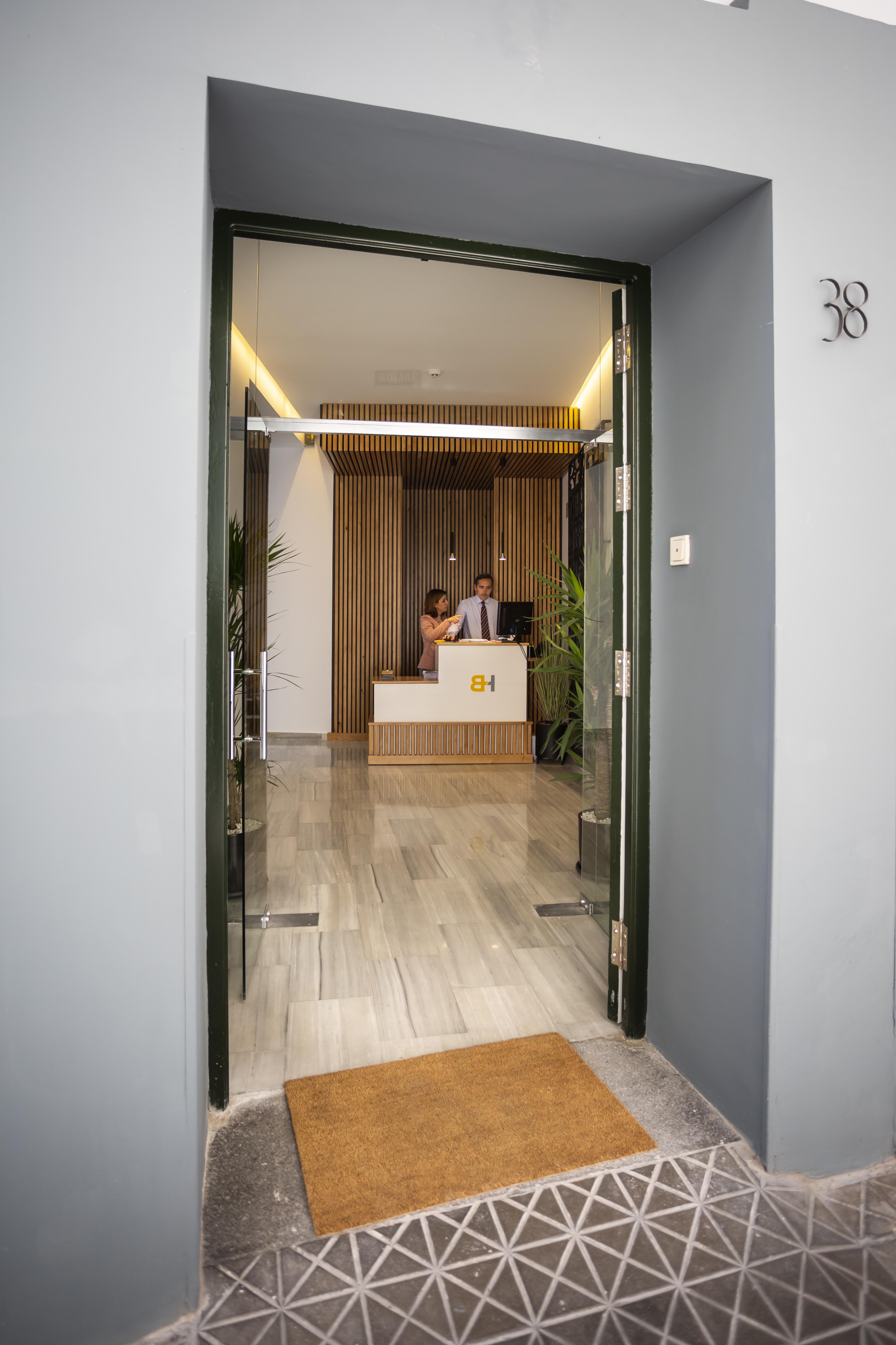 Basic Hotel Sevilla Catedral المظهر الخارجي الصورة