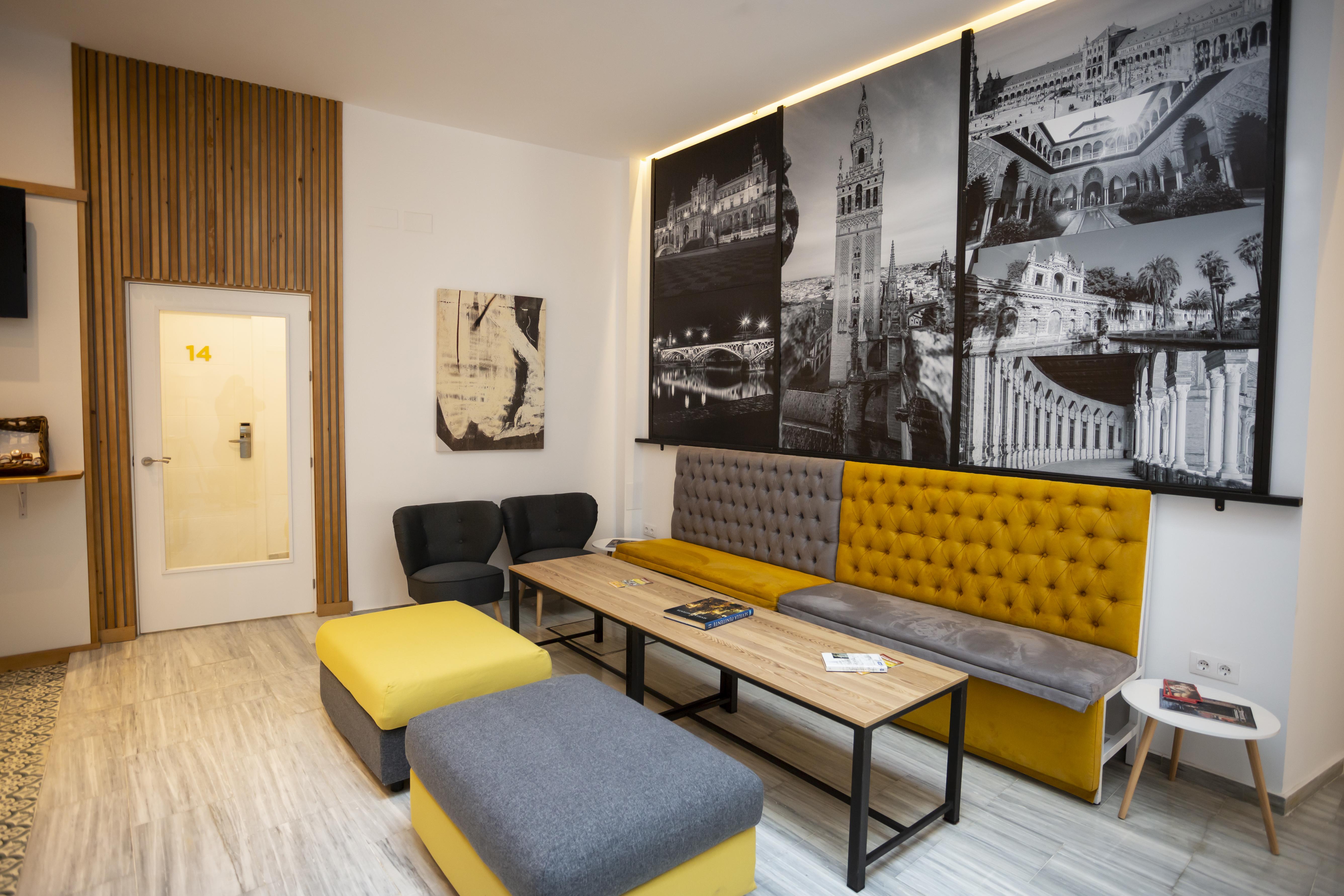 Basic Hotel Sevilla Catedral المظهر الخارجي الصورة