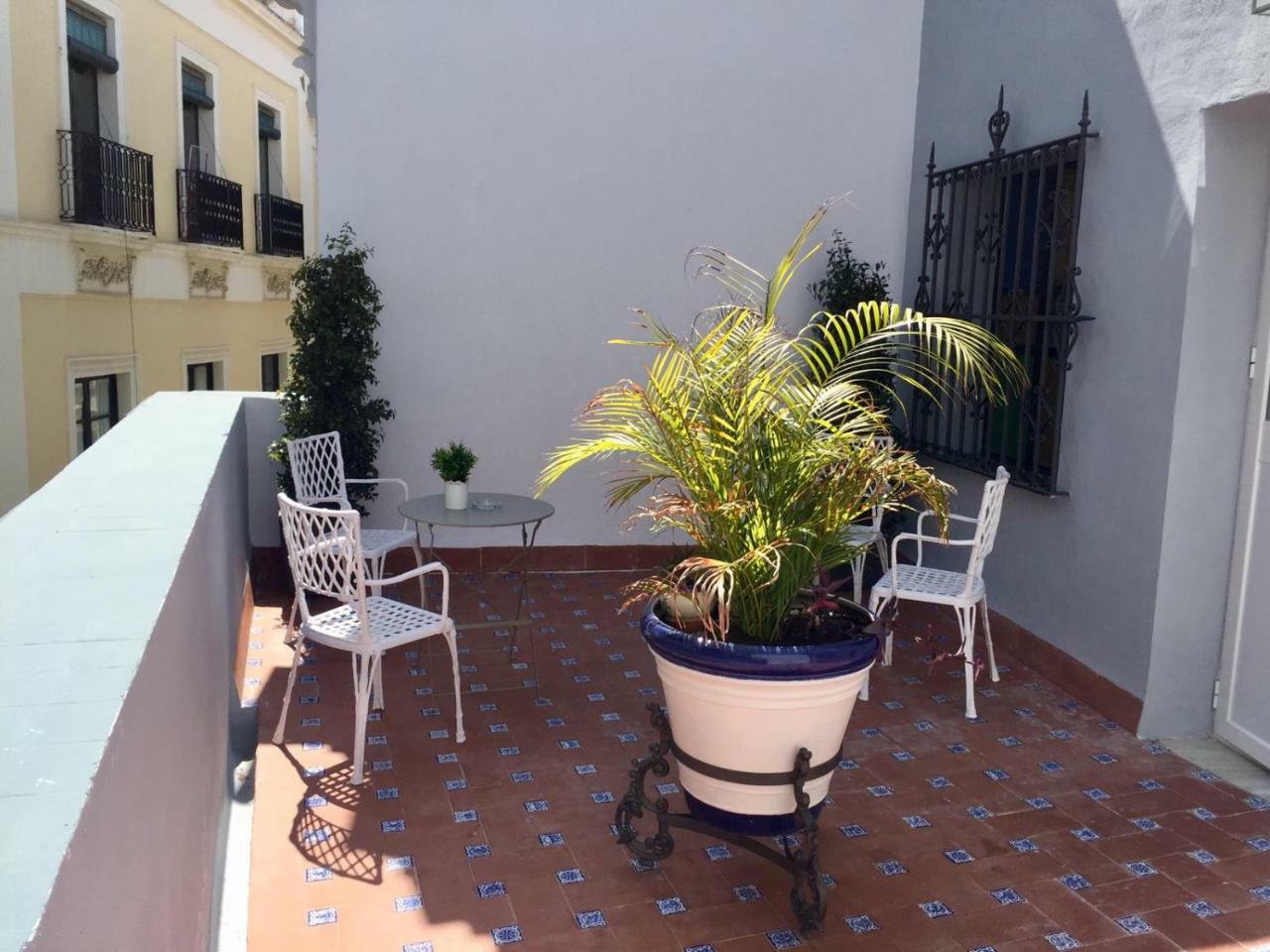 Basic Hotel Sevilla Catedral المظهر الخارجي الصورة