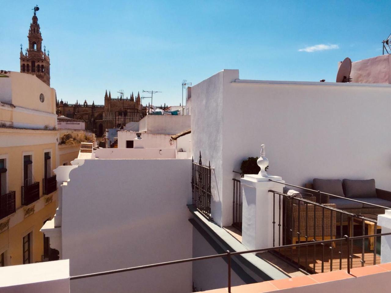 Basic Hotel Sevilla Catedral المظهر الخارجي الصورة