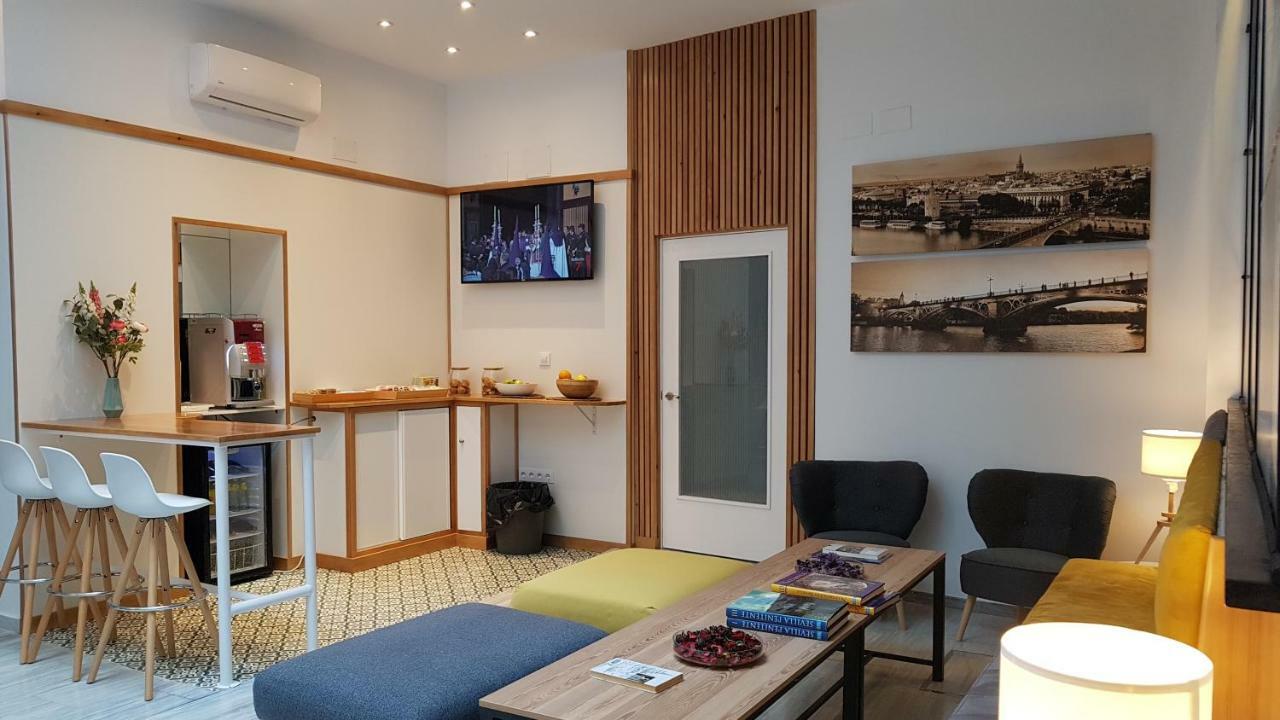 Basic Hotel Sevilla Catedral المظهر الخارجي الصورة