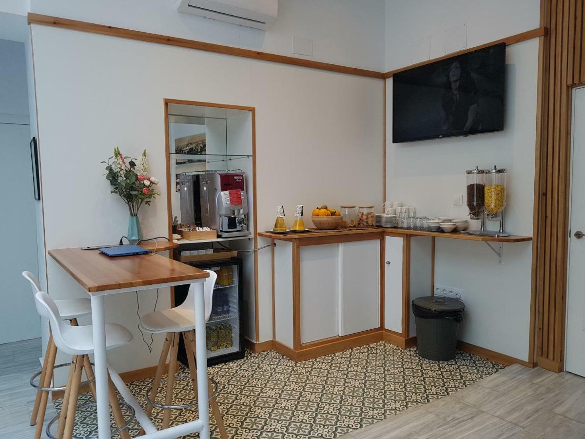 Basic Hotel Sevilla Catedral المظهر الخارجي الصورة